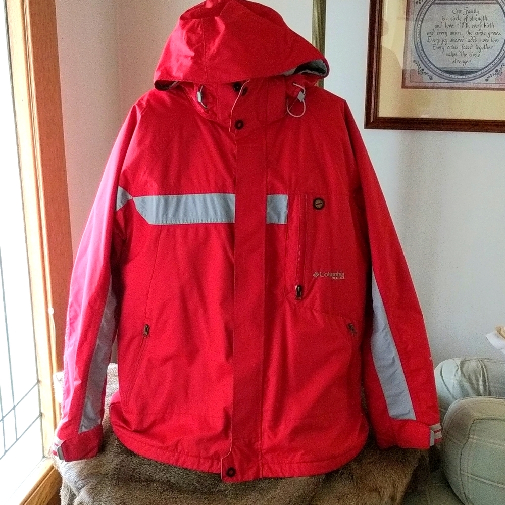 Mens Columbia coat.. Large